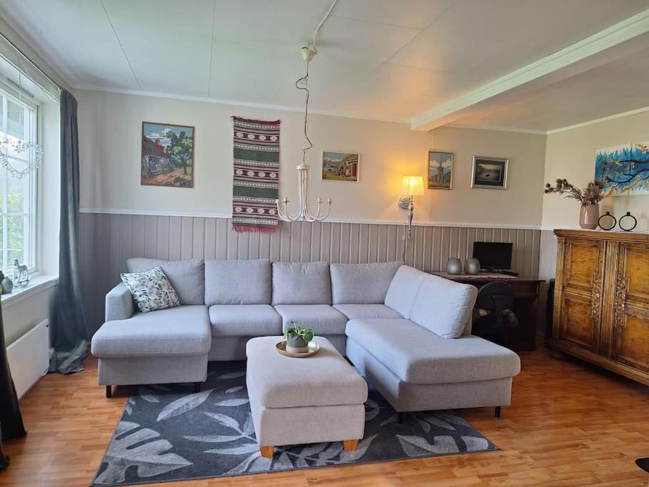Privat Leilighet Pa Gard Med Badstue Og Nordlys Narvik Bagian luar foto